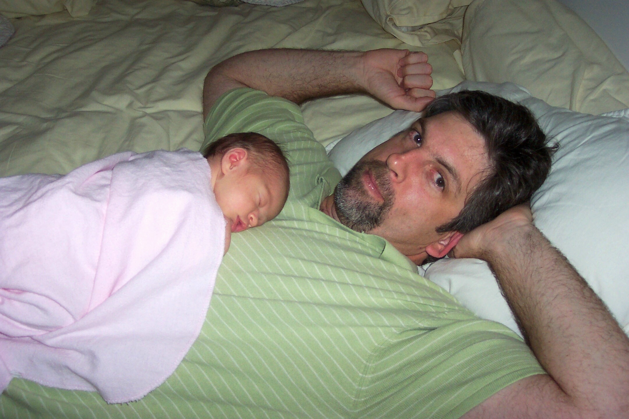2004-04-08 Daddy and Baby.jpg